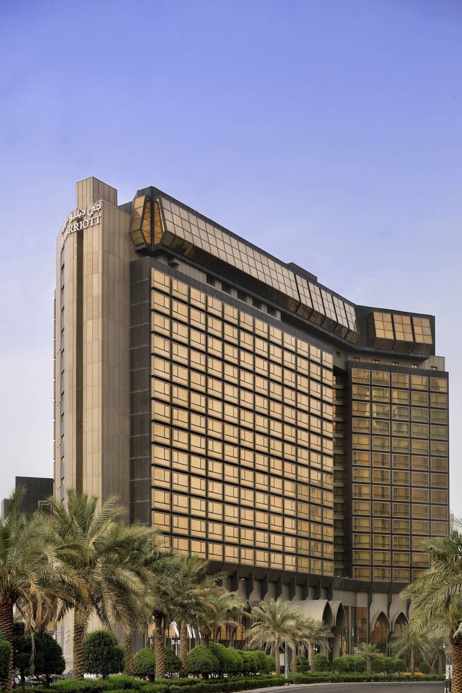 Jw Marriott Hotel Kuwait City 2018 Reviews Featured Image