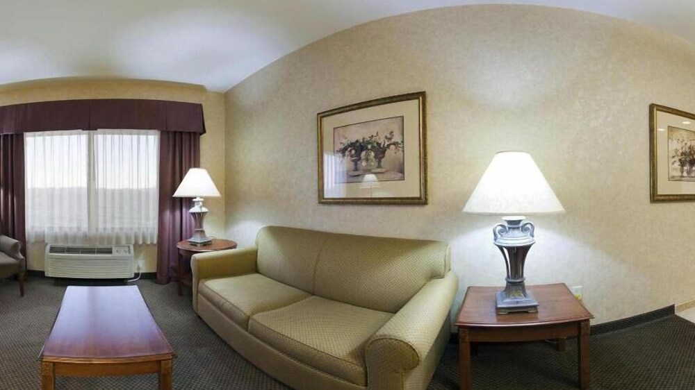 Holiday Inn Express Hotel & Suites BarstowOutlet Center, an IHG Hotel