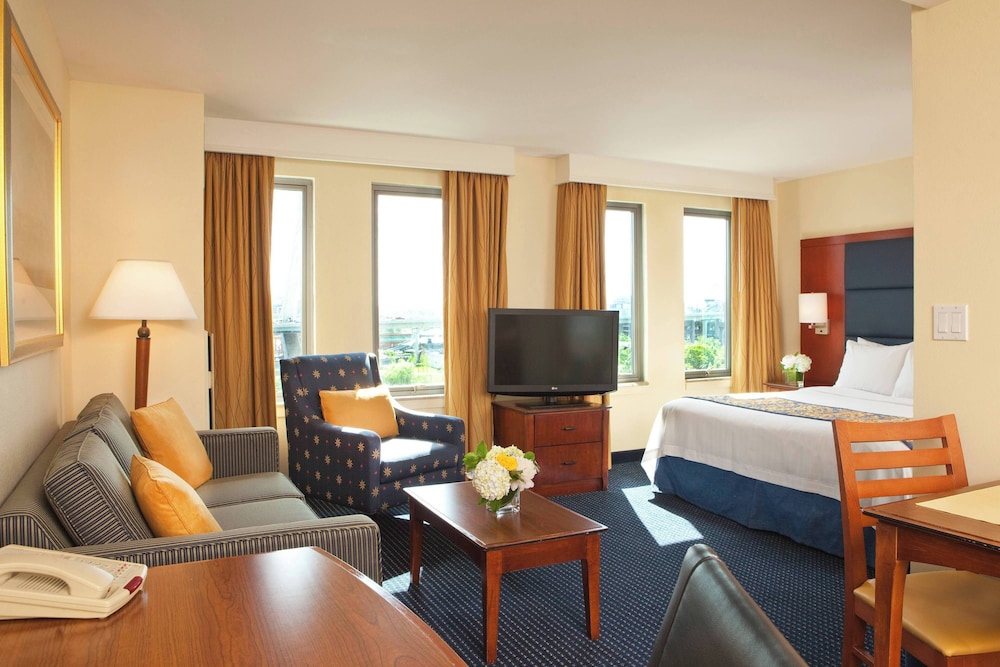 Room, Residence Inn by Marriott Boston Harbor on Tudor Wharf