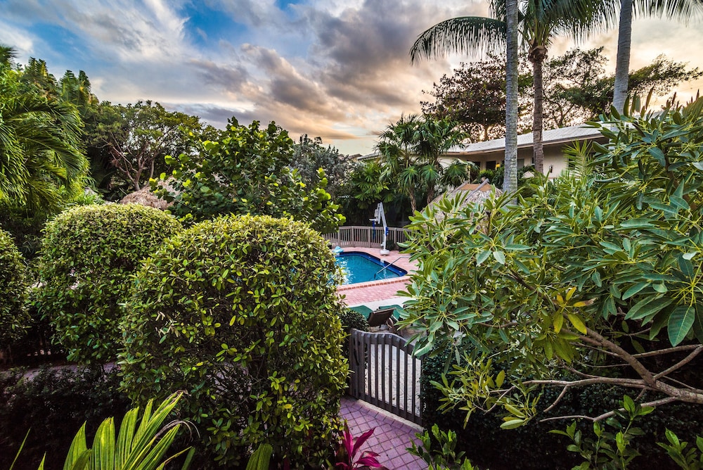 crane's beach house boutique hotel & luxury villas