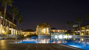 Indoor pool, seasonal outdoor pool, pool umbrellas