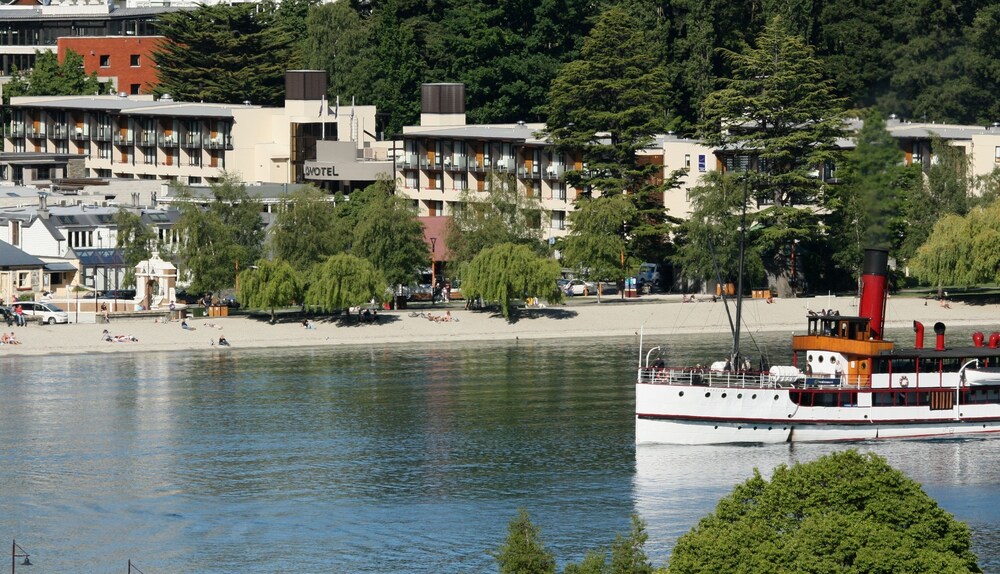 Novotel Queenstown Lakeside Deals & Reviews (Queenstown, NZL) Wotif