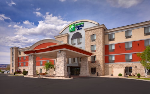 Great Place to stay Holiday Inn Express & Suites Grand Junction near Grand Junction