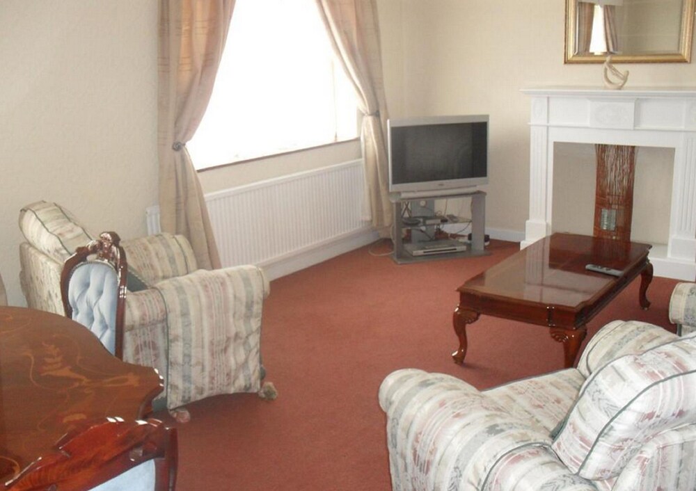 Beaufort Park Hotel