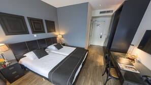 Minibar, in-room safe, individually furnished, desk