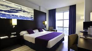 Ropa de cama de alta calidad, edredones de plumas, minibar y caja fuerte