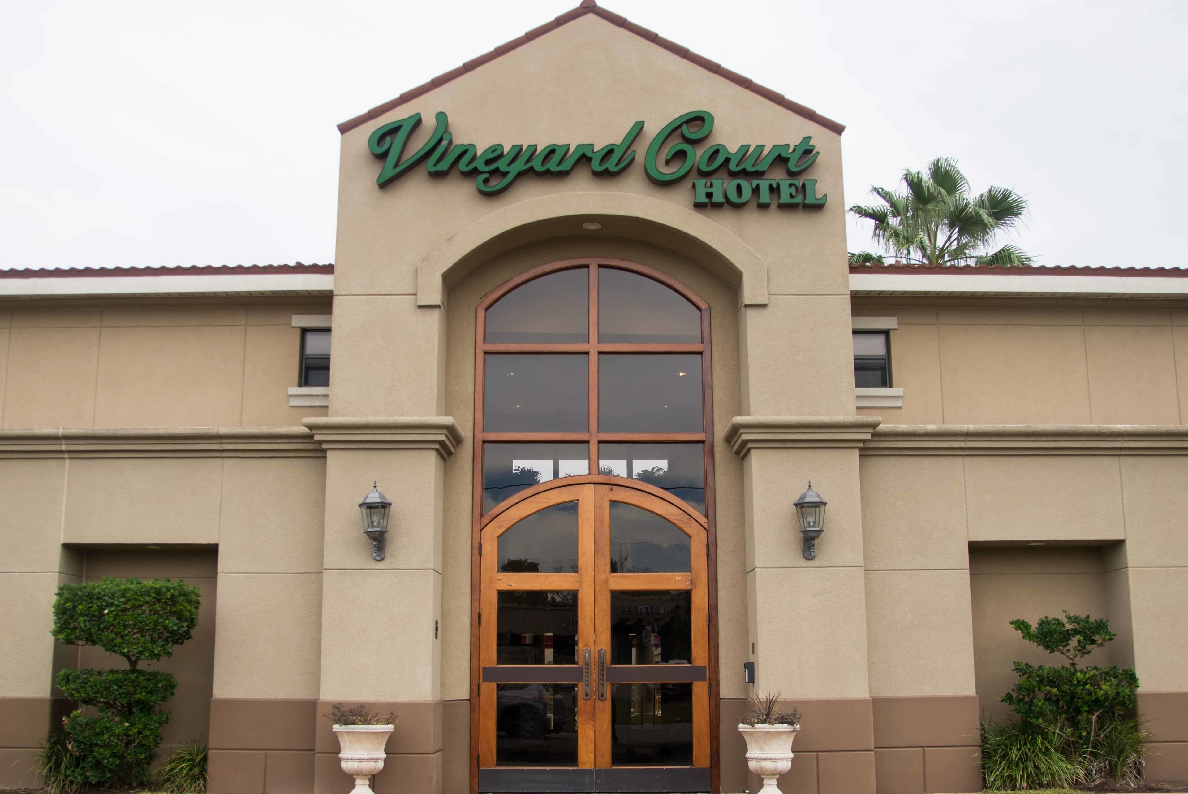 Vineyard Court Designer Suites Hotel in College Station, United States
