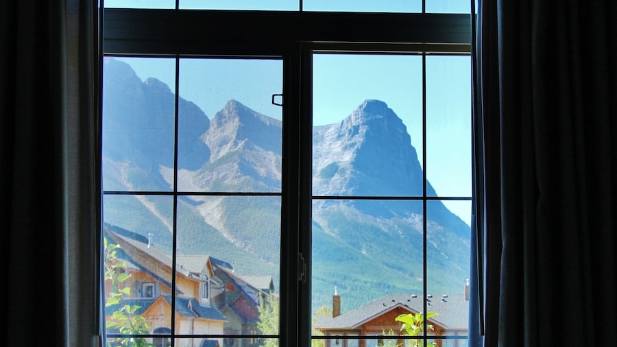 Mystic Springs Chalets & Hot Pools