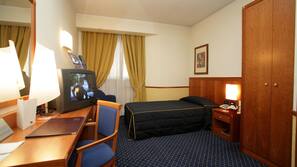 Minibar, in-room safe, soundproofing, free WiFi