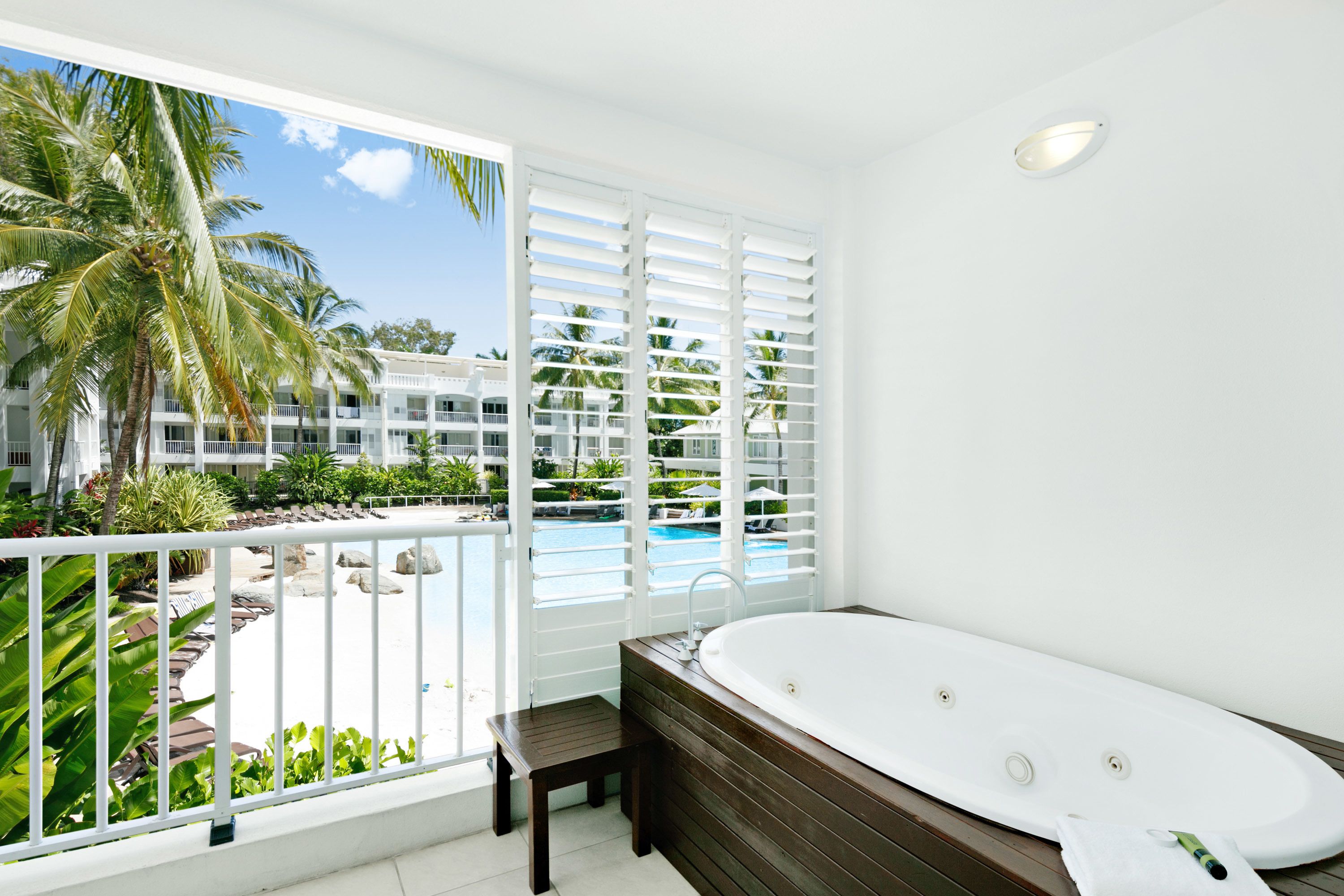 Peppers Beach Club and Spa - Palm Cove