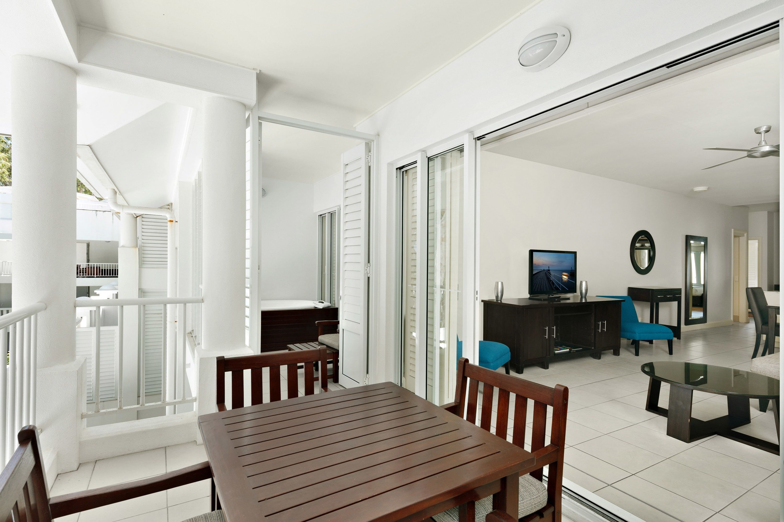 Peppers Beach Club and Spa - Palm Cove