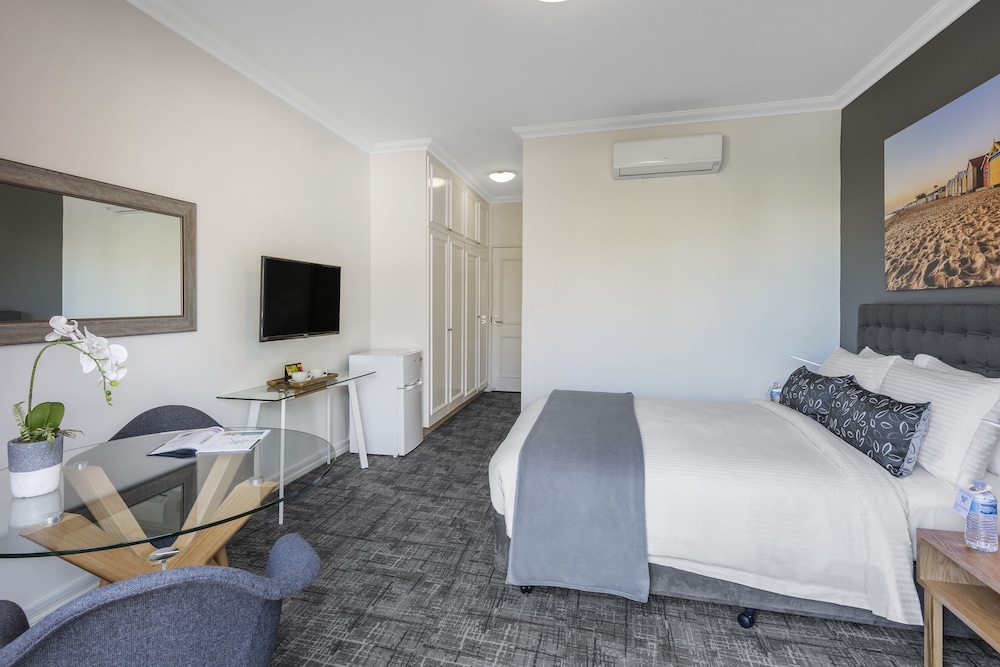 Kimberley Gardens Hotel & Serviced Apartments