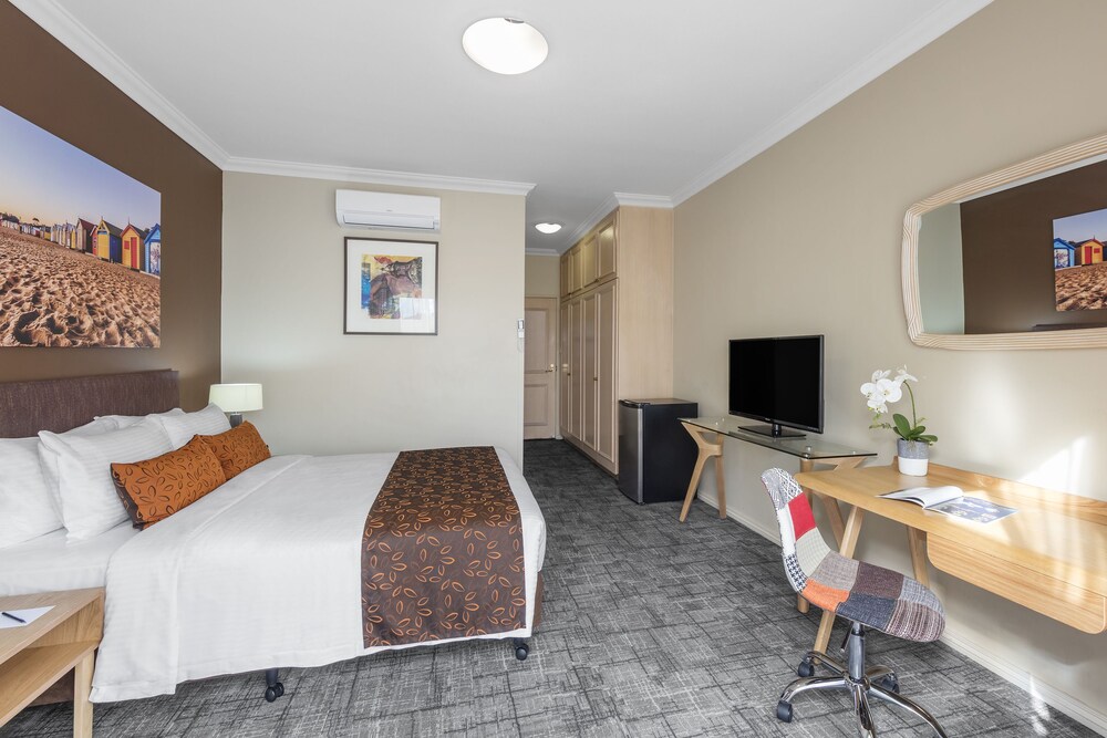 Kimberley Gardens Hotel & Serviced Apartments