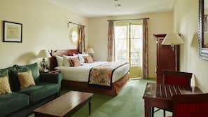Premium bedding, pillow top beds, in-room safe, free cots/infant beds