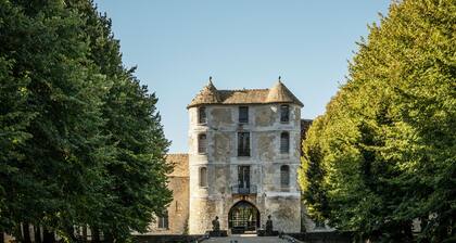 Château de Villiers-le-Mahieu, Les Maisons de Campagne