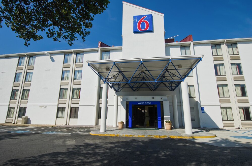 Motel 6 Springfield, DC - Washington Southwest