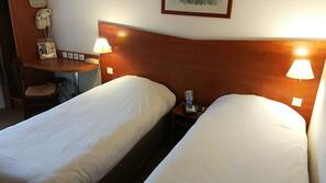 Coffre-forts dans les chambres, bureau, Wi-Fi gratuit, draps fournis