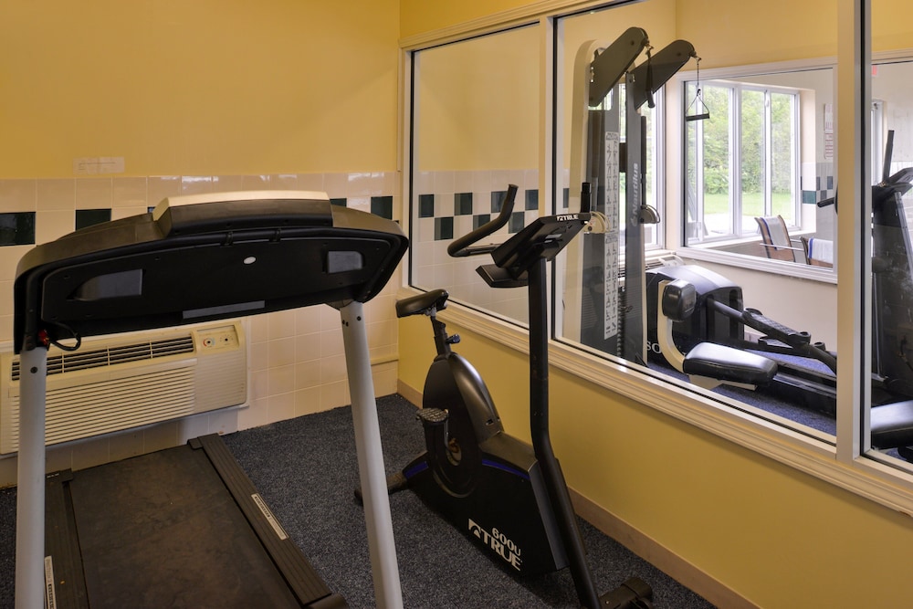 Fitness facility, Red Roof Inn Sandusky - Milan