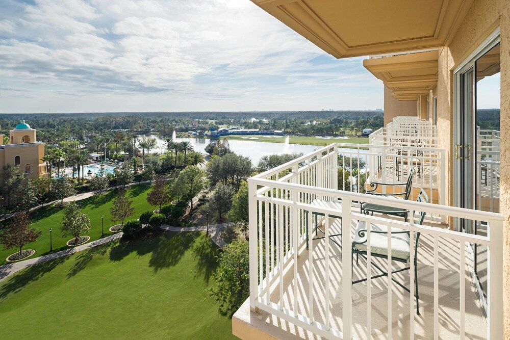 The Ritz-Carlton Orlando, Grande Lakes