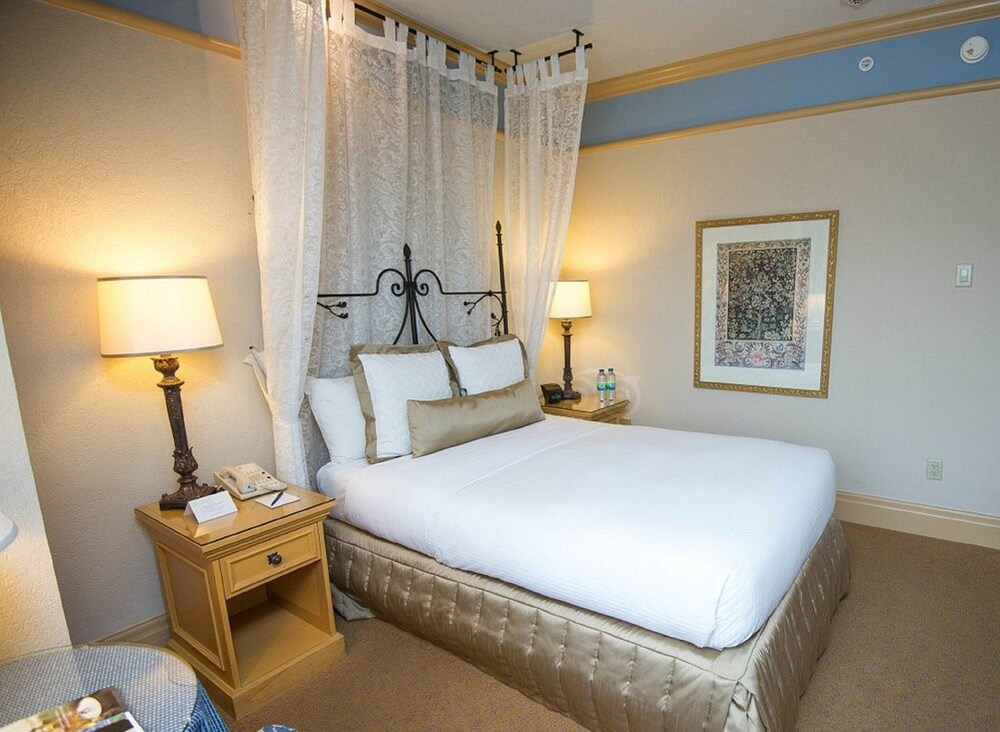 Old Mill Toronto in Toronto Best Rates & Deals on Orbitz