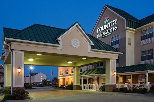 Check Expedia for Availability of Country Inn & Suites by Radisson, Effingham, IL