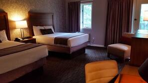 Iron/ironing board, rollaway beds, free WiFi