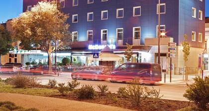 Luna Esperança Centro Hotel
