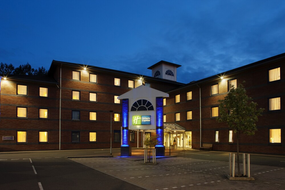 Holiday Inn Express Droitwich Spa, an IHG Hotel