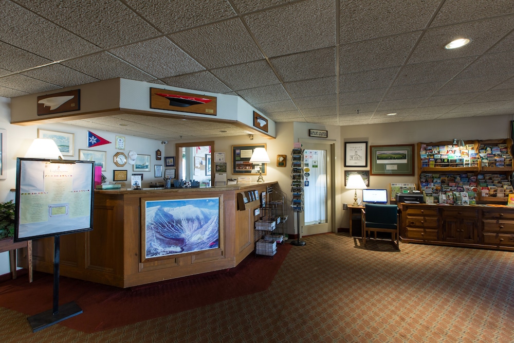 Check-in/check-out kiosk, Commodores Inn