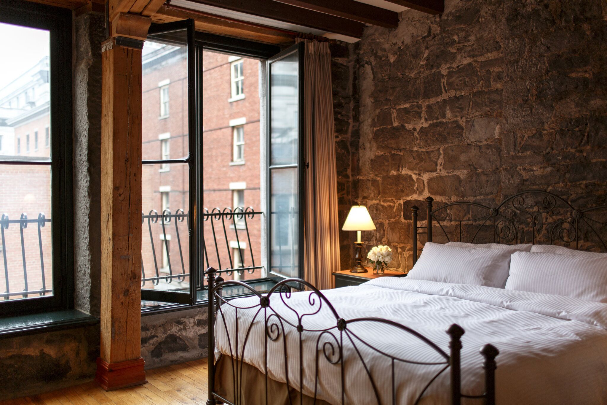 Auberge Du Vieux Port In Montreal Get Low 22 Rates On Expedia