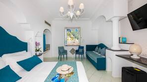 Egyptian cotton sheets, premium bedding, minibar, in-room safe