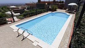 Piscina all'aperto