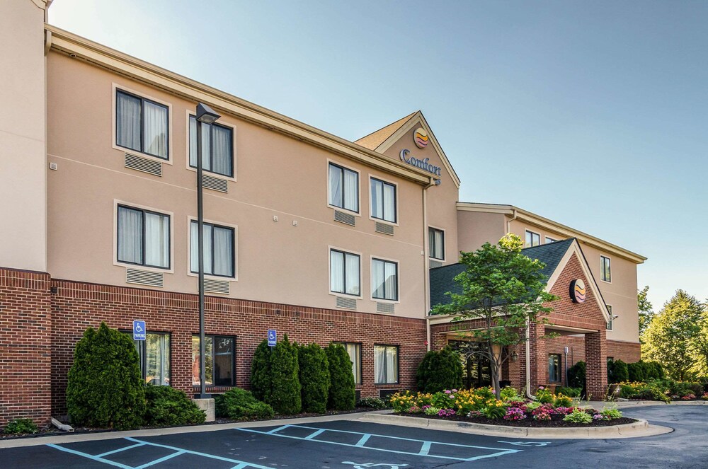 Comfort Inn & Suites University South