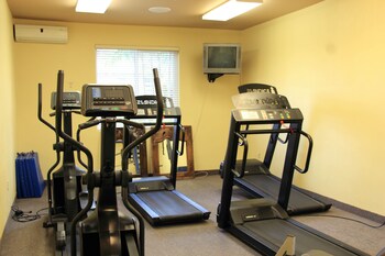 Tradewinds Hotel Ottoville 2020 Room Prices Reviews Travelocity