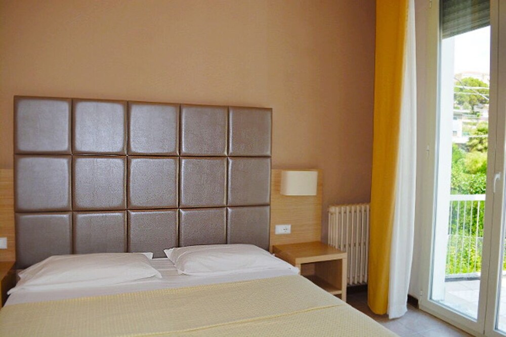 Photo - Hotel Napoleon