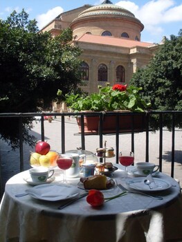 Massimo Plaza Hotel Reviews Photos Rates Ebookers Com