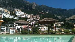 Seasonal outdoor pool, sun loungers