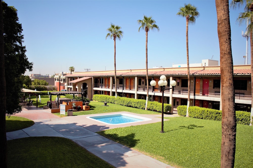 Hotel Colonial Mexicali