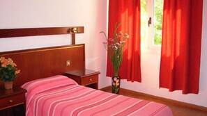 10 camere, materassi Select Comfort, una cassaforte in camera