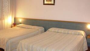 10 camere, materassi Select Comfort, una cassaforte in camera