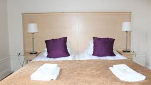 Free WiFi, linens