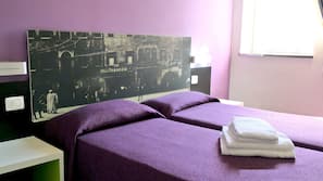 Coffre-forts dans les chambres, décoration personnalisée, bureau