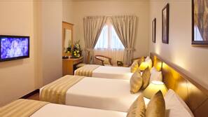 Minibar, in-room safe, desk, iron/ironing board
