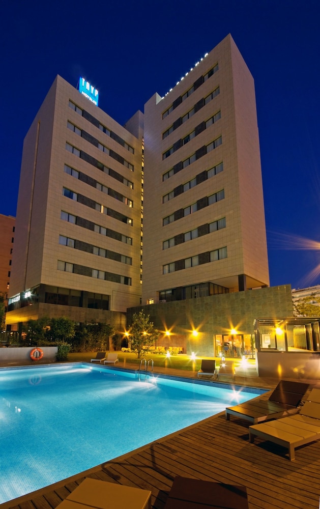 Hotel Valencia Oceanic Affiliated by Meliá Reviews, Photos & Rates