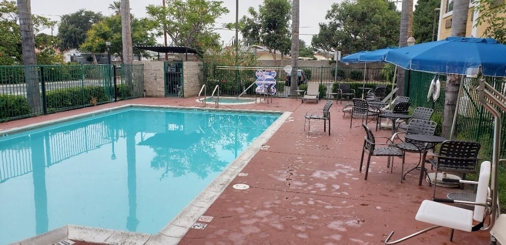 Hotel Marguerite, Trademark Collection by Wyndham