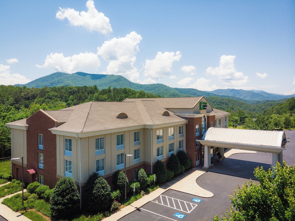 Primary image, Holiday Inn Express & Suites Sylva - Western Carolina Area, an IHG Hotel