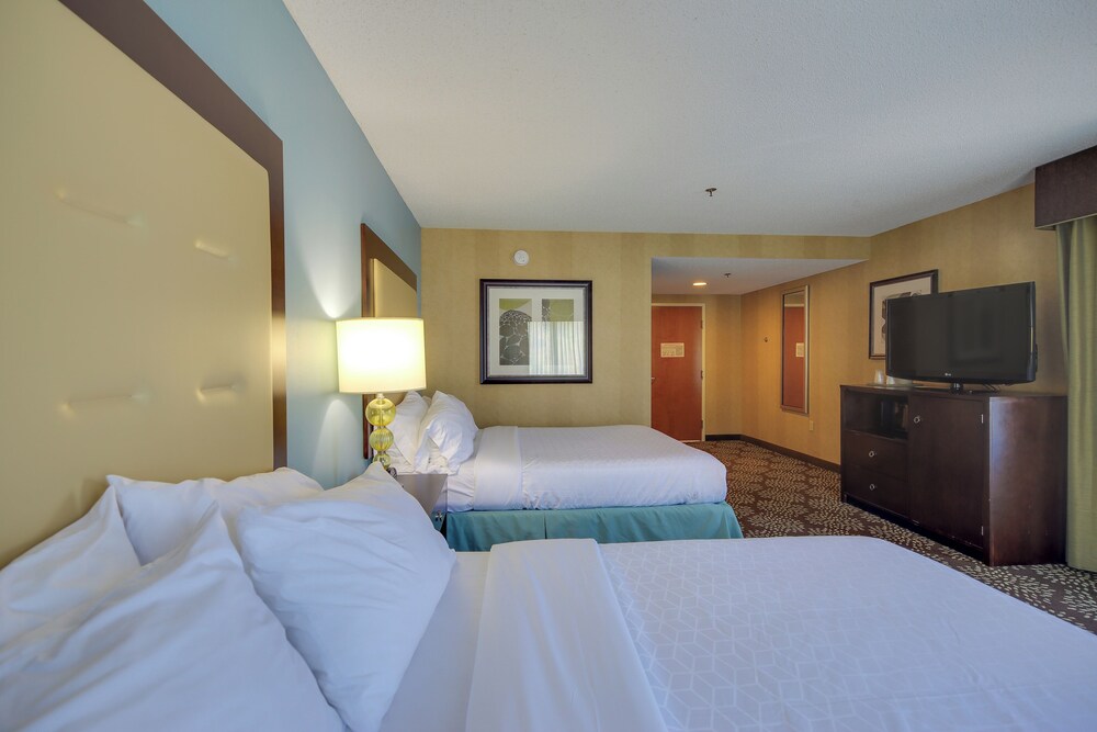 Holiday Inn Express & Suites Sylva - Western Carolina Area, an IHG Hotel