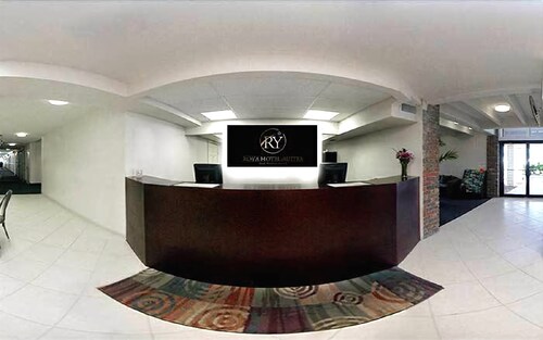 Roya Hotel Suites Fort Walton Beach 2018 Room Prices Deals View From Hotel Featured Image Reception