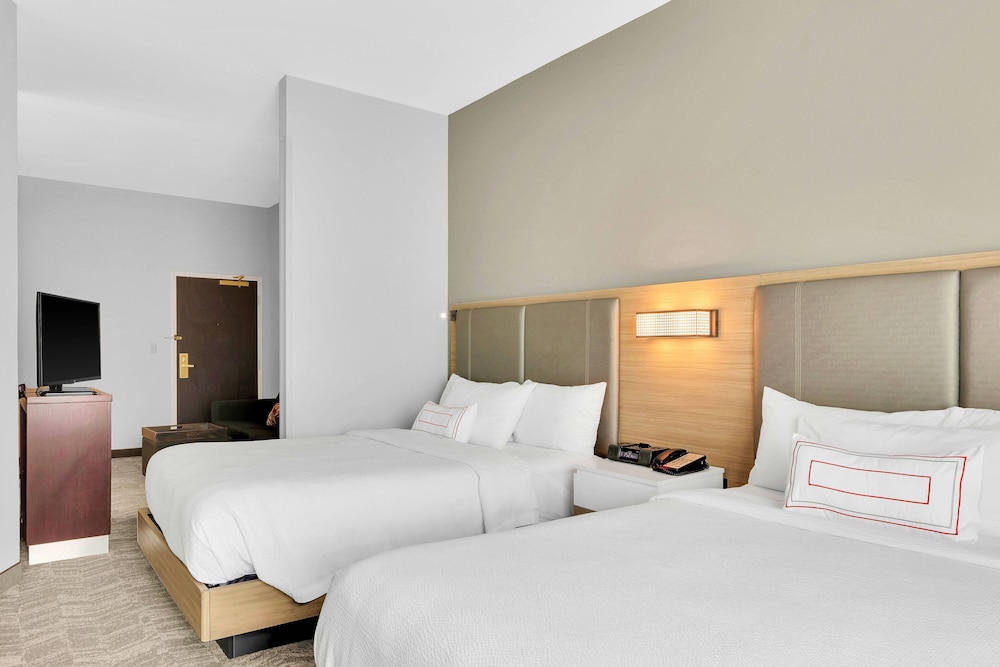 SpringHill Suites by Marriott Tarrytown Westchester County