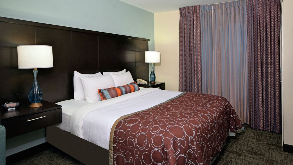 Staybridge Suites Cincinnati North, an IHG Hotel